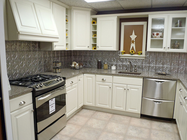 Remodeling Your Kitchen? Learn How to Pick Your Perfect Range within Your Budget
