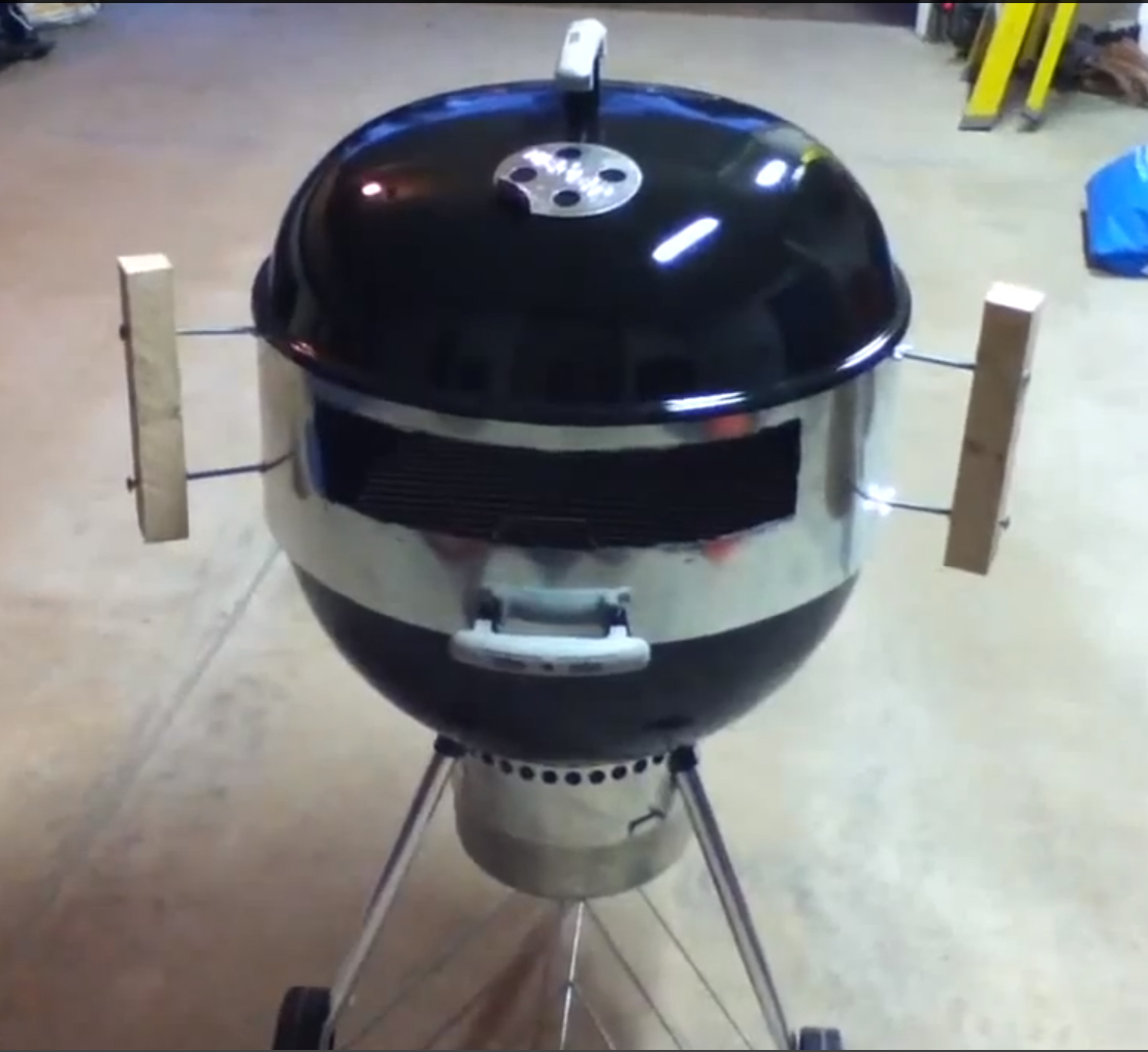 How to Transform a Grille into an Outdoor Pizza Oven