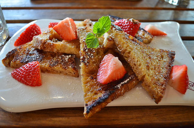 Dry Out Bread in the Oven for the Perfect French Toast