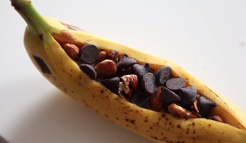 Microwave a Banana Boat in its Peel for a Delicious Snack