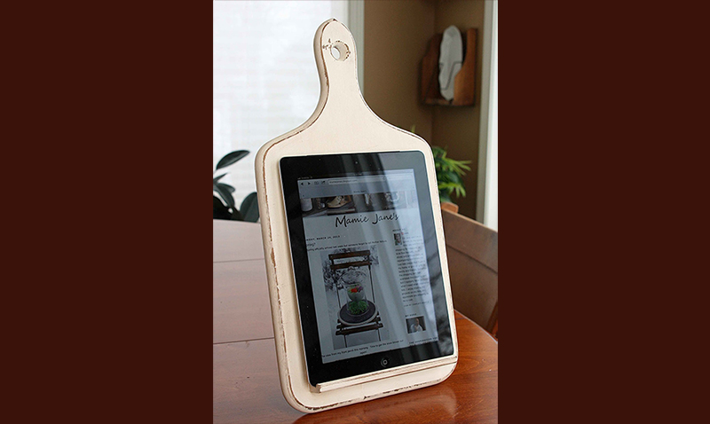 Craft a Kitchen Tablet Holder for $2