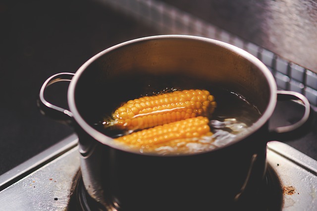 The Differences Between Simmer and Boil