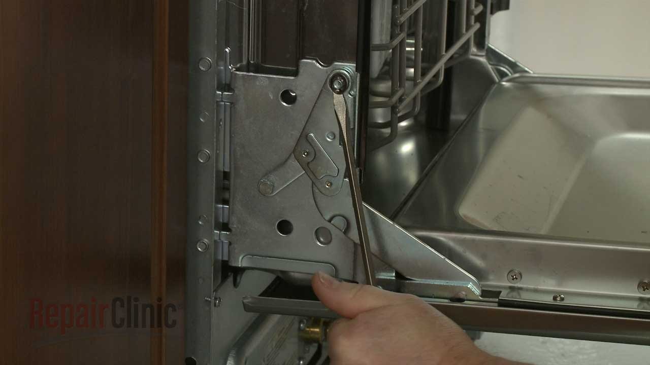 thumbnail image 2 of Frigidaire Dishwasher Metal Door Hinge Set – Left & Right Sides (5304513274) 2 of 6